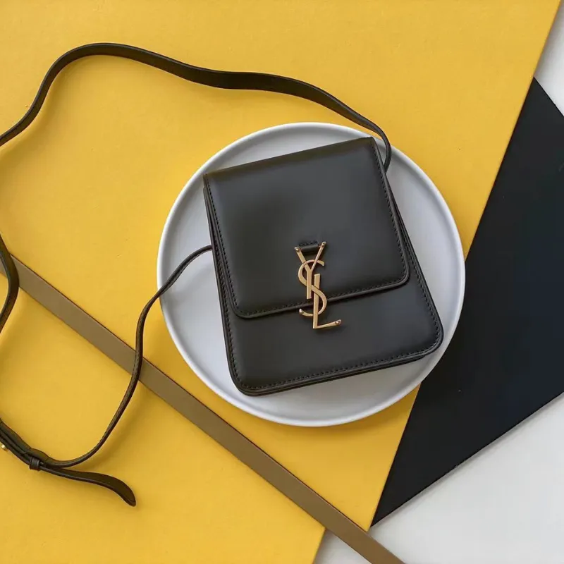 Satchel Bag In Vegetable Tanned Black Material With Gold Hardware For Women